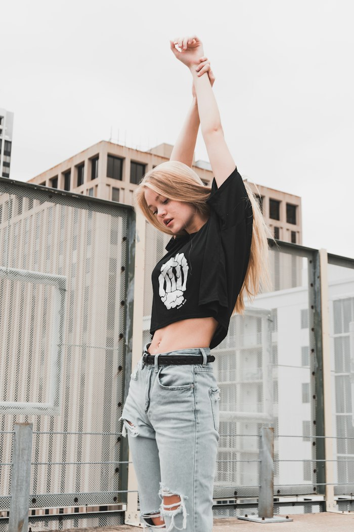 Crop Top Basic Tee